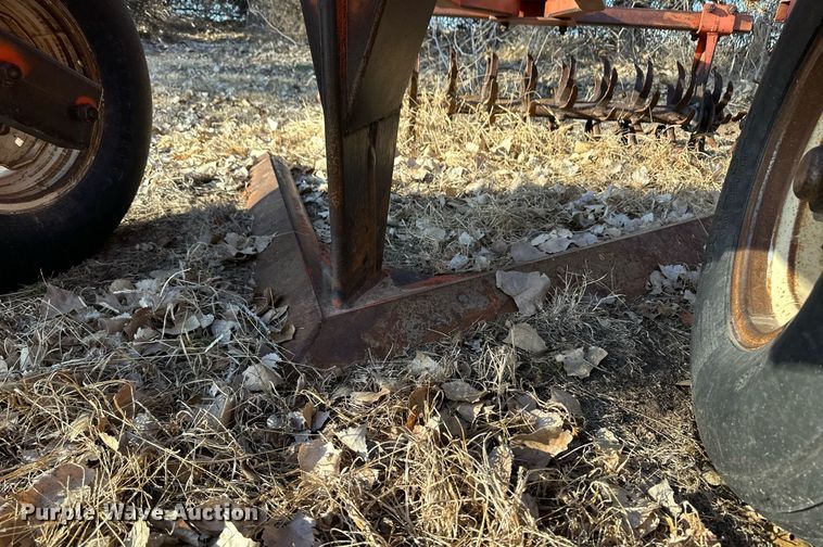 image for item ER8710 Sunflower 3671 sweep plow