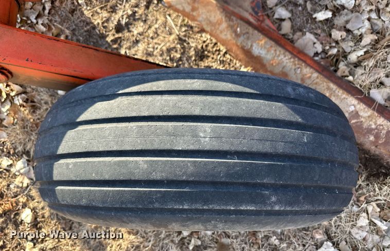 image for item ER8710 Sunflower 3671 sweep plow