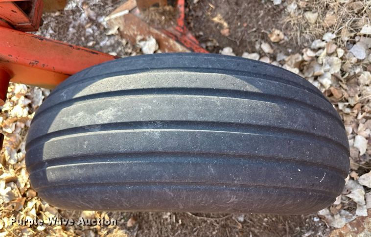 image for item ER8710 Sunflower 3671 sweep plow