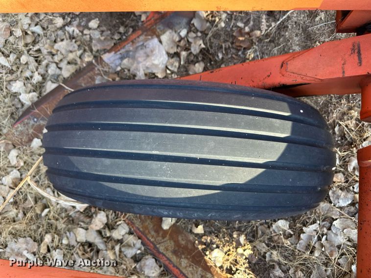 image for item ER8710 Sunflower 3671 sweep plow