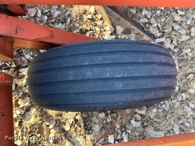 image for item ER8710 Sunflower 3671 sweep plow