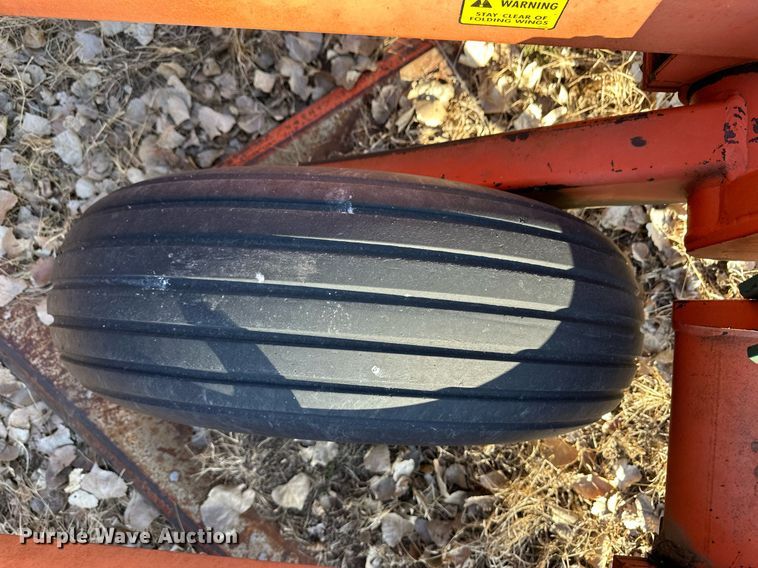 image for item ER8710 Sunflower 3671 sweep plow