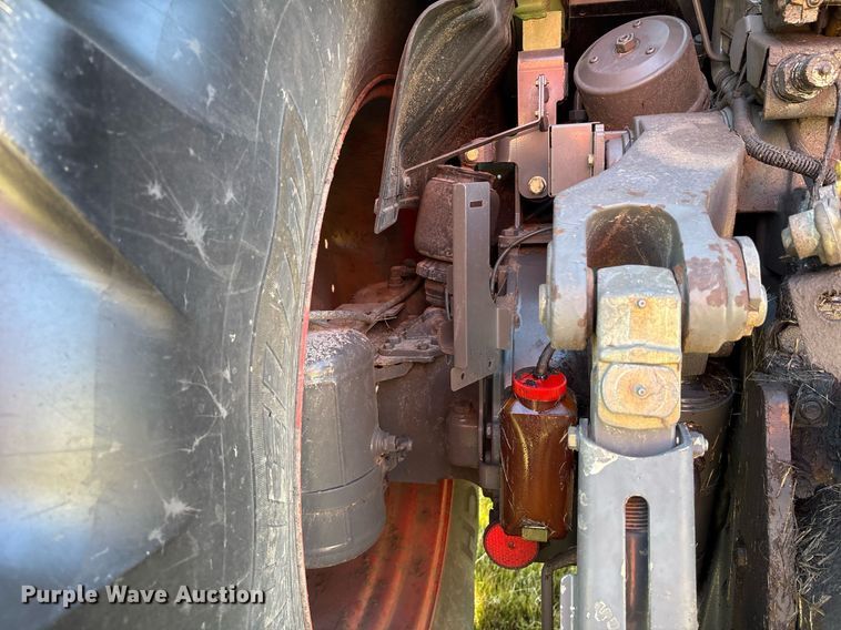 image for item EY9881 2007 Fendt 924 Vario MFWD tractor