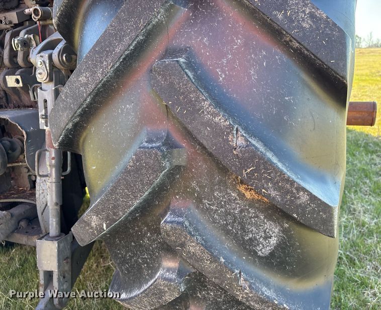 image for item EY9881 2007 Fendt 924 Vario MFWD tractor