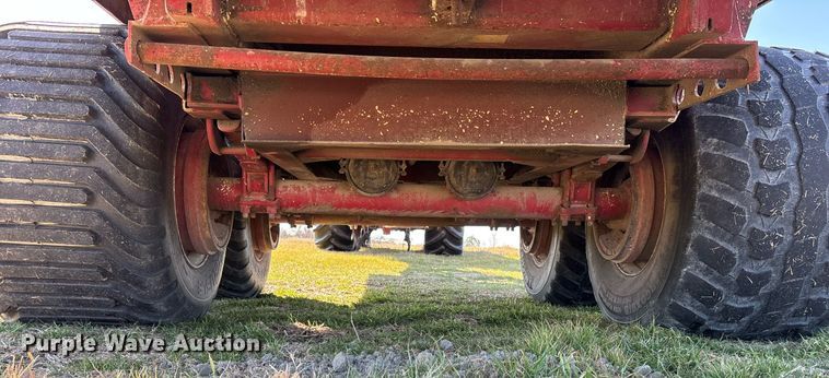 image for item EY9882 Meyer 9524 manure spreader