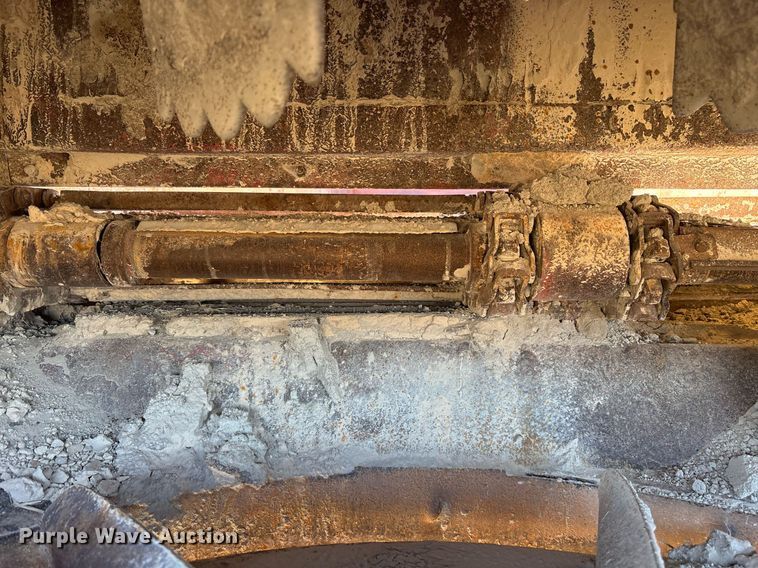 image for item EY9882 Meyer 9524 manure spreader