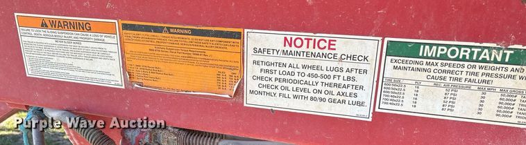 image for item EY9882 Meyer 9524 manure spreader