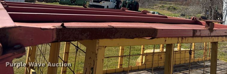 image for item EY9882 Meyer 9524 manure spreader