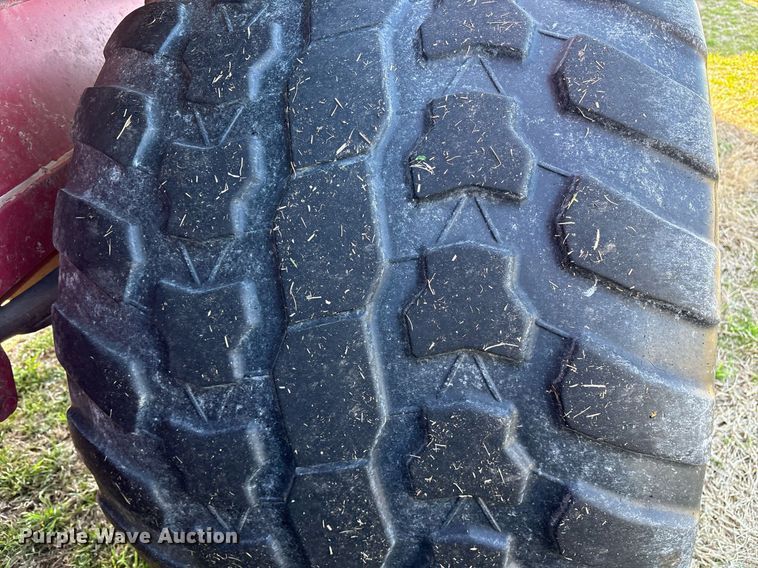 image for item EY9882 Meyer 9524 manure spreader