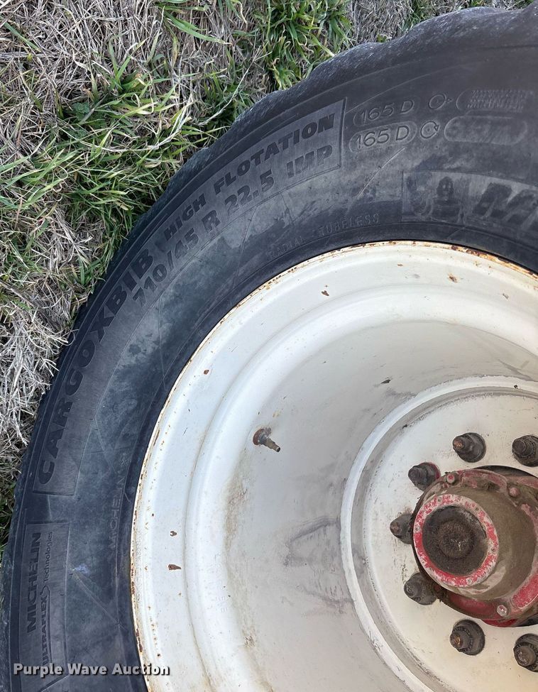 image for item EY9882 Meyer 9524 manure spreader