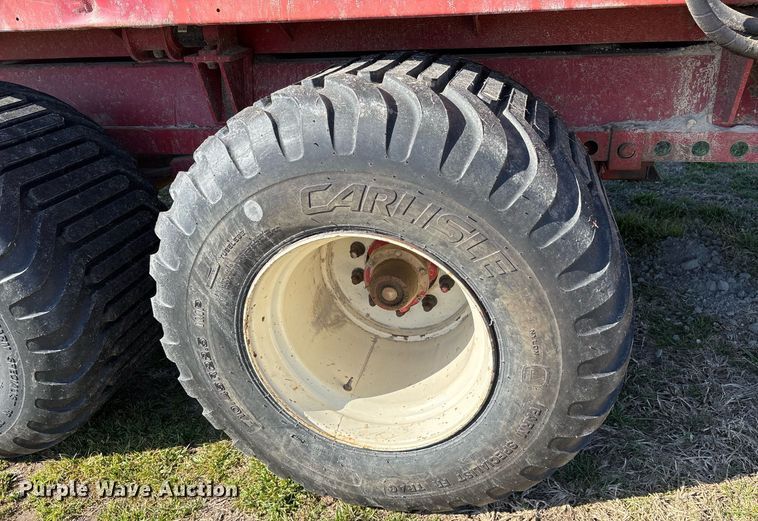 image for item EY9882 Meyer 9524 manure spreader