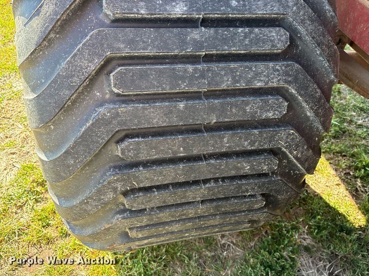 image for item EY9882 Meyer 9524 manure spreader