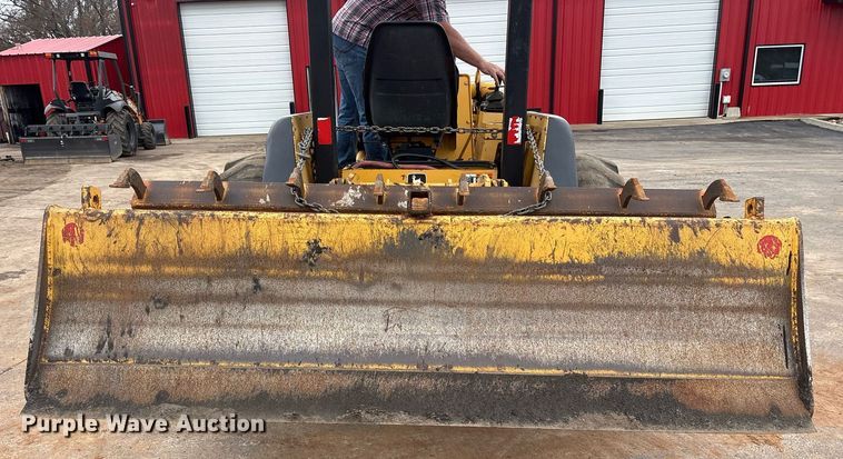 image for item EY9892 John Deere 210LE landscape tractor