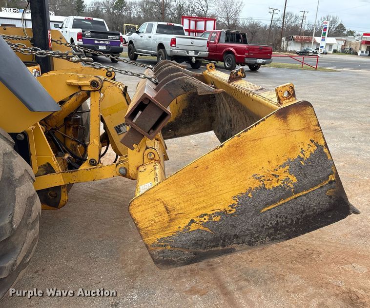 image for item EY9892 John Deere 210LE landscape tractor