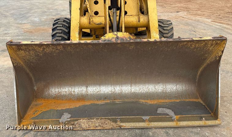 image for item EY9892 John Deere 210LE landscape tractor