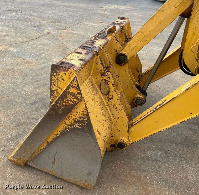 image for item EY9892 John Deere 210LE landscape tractor