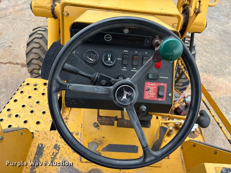 image for item EY9892 John Deere 210LE landscape tractor