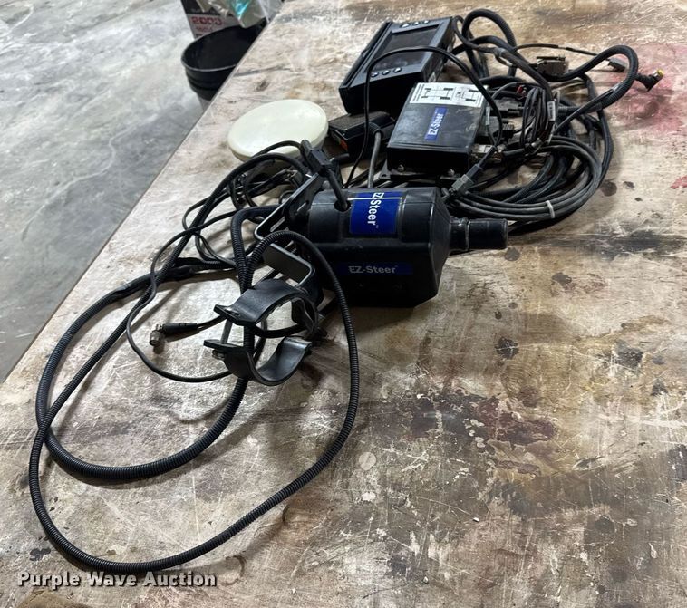 image for item LH9480 Trimble  EZ-Steer assisted steering system