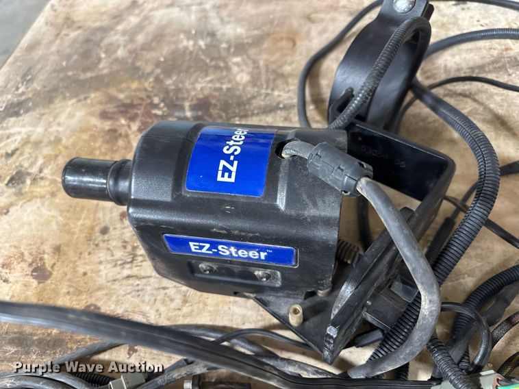 image for item LH9480 Trimble  EZ-Steer assisted steering system