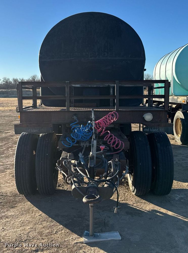 image for item NN9511 Flatbed trailer