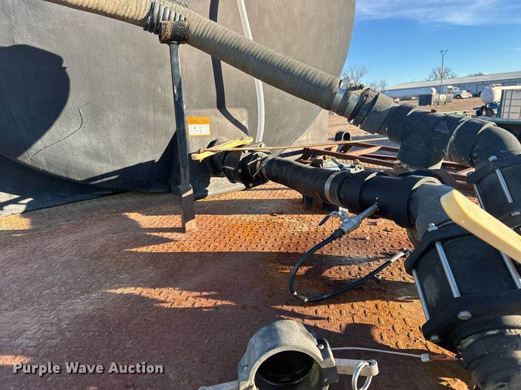 image for item NN9511 Flatbed trailer