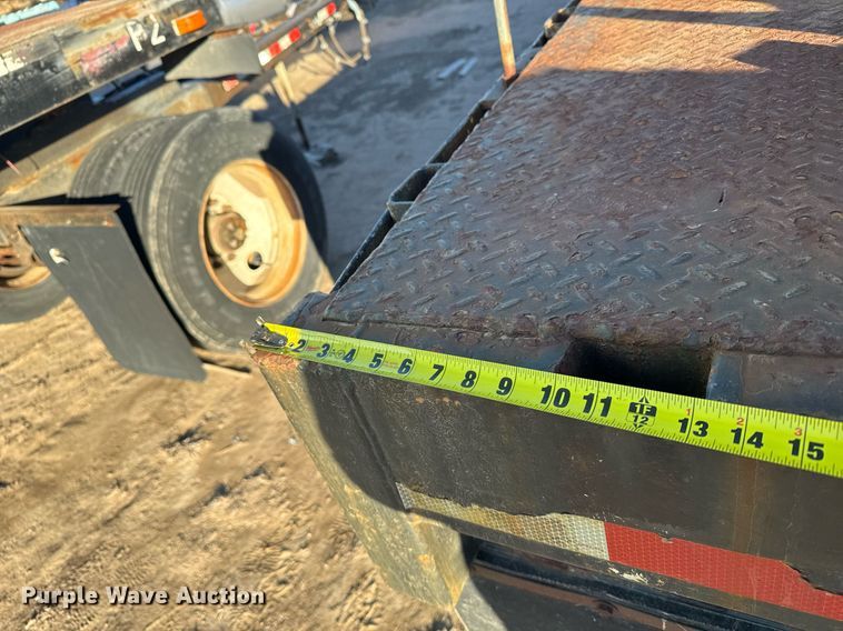 image for item NN9511 Flatbed trailer