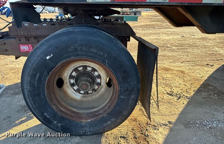 image for item NN9511 Flatbed trailer