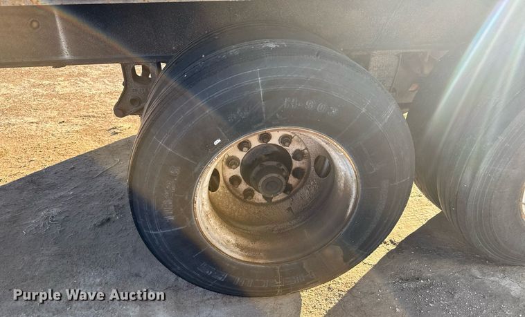 image for item NN9511 Flatbed trailer