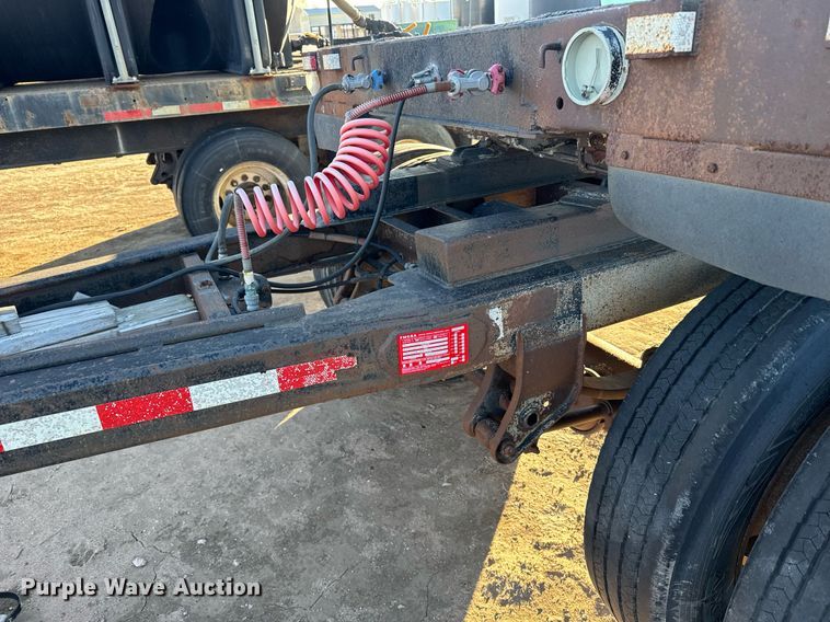 image for item NN9512 Flatbed trailer