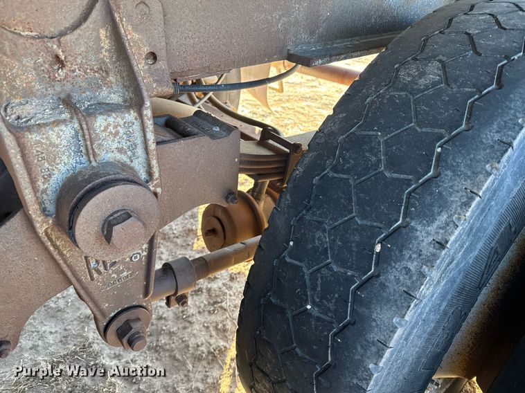 image for item NN9512 Flatbed trailer