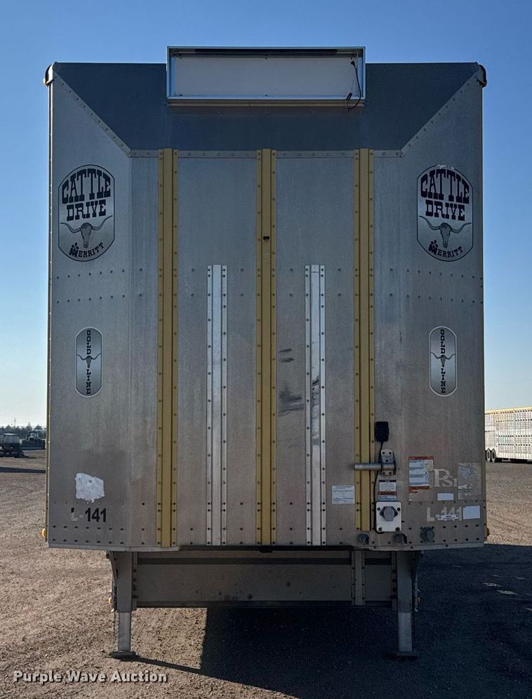 image for item NN9542 2017 Merritt livestock trailer