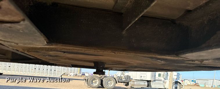 image for item NN9542 2017 Merritt livestock trailer