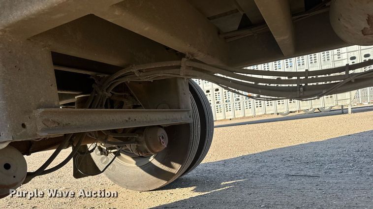 image for item NN9542 2017 Merritt livestock trailer