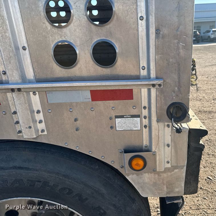 image for item NN9542 2017 Merritt livestock trailer