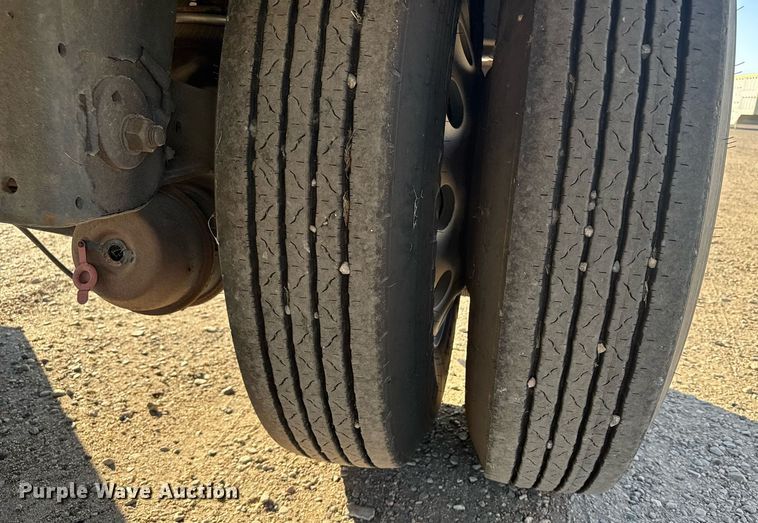 image for item NN9542 2017 Merritt livestock trailer