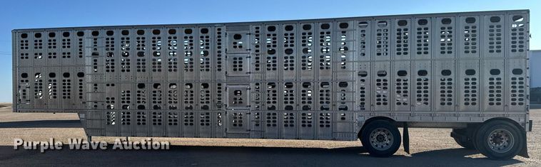 image for item NN9543 2008 Wilson PSDCL 402 livestock trailer