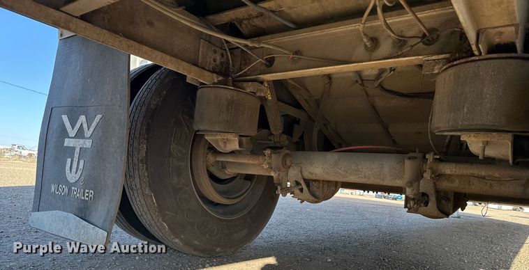 image for item NN9543 2008 Wilson PSDCL 402 livestock trailer