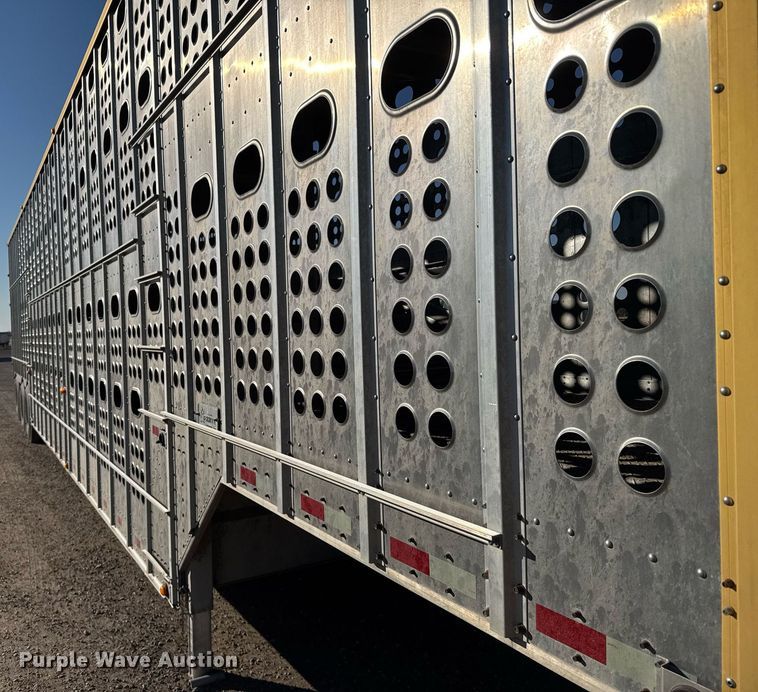 image for item NN9544 2017 Merritt livestock trailer