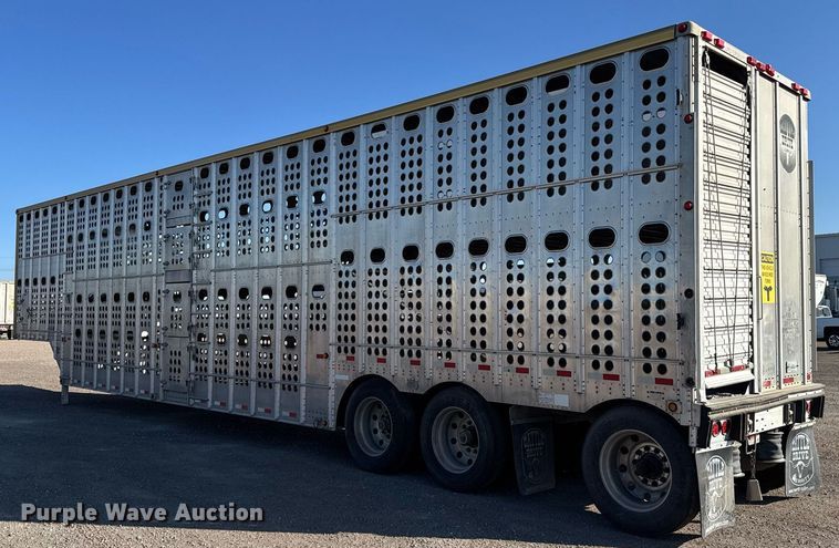image for item NN9545 2017 Merritt livestock trailer