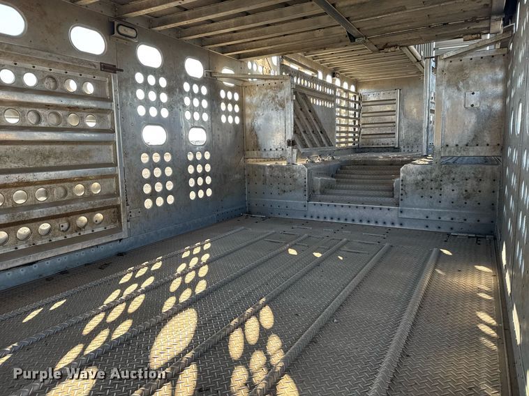 image for item NN9545 2017 Merritt livestock trailer