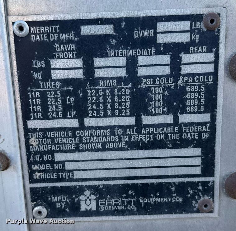 image for item NN9545 2017 Merritt livestock trailer