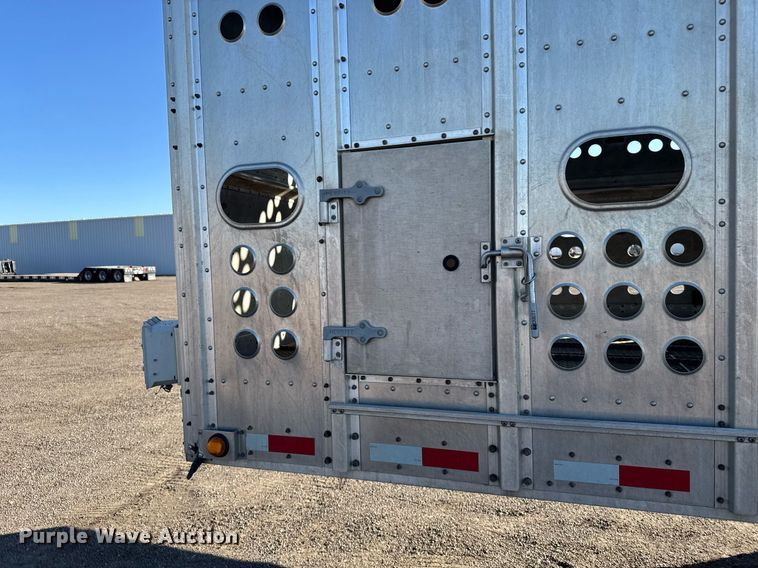 image for item NN9546 2019 Merritt livestock trailer
