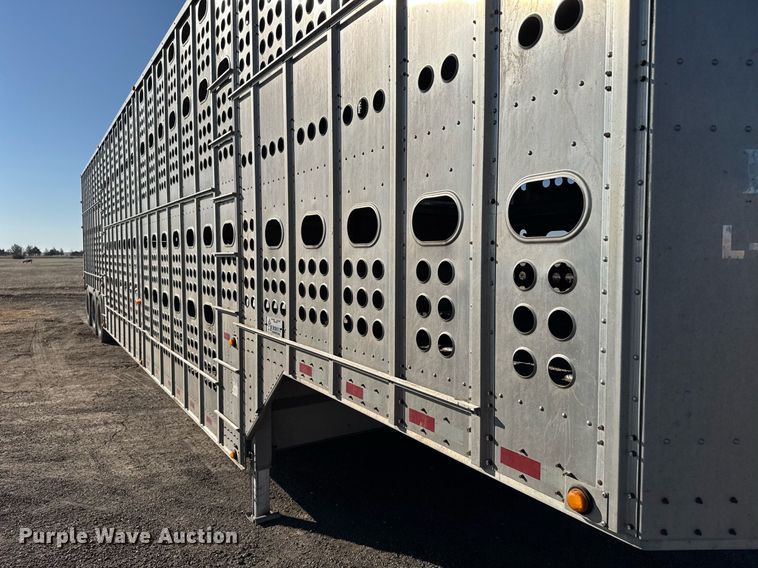 image for item NN9546 2019 Merritt livestock trailer
