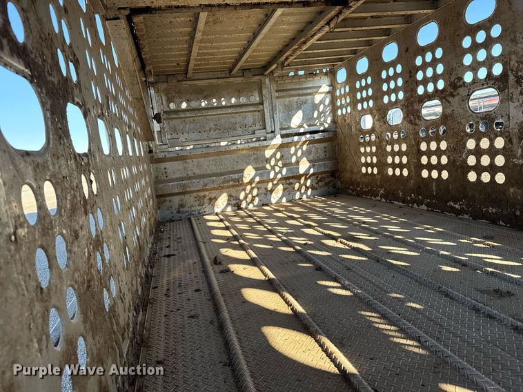 image for item NN9547 2017 Merritt livestock trailer