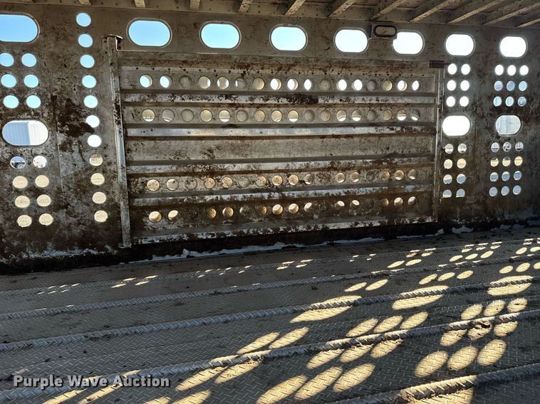 image for item NN9547 2017 Merritt livestock trailer