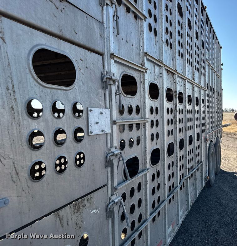 image for item NN9547 2017 Merritt livestock trailer