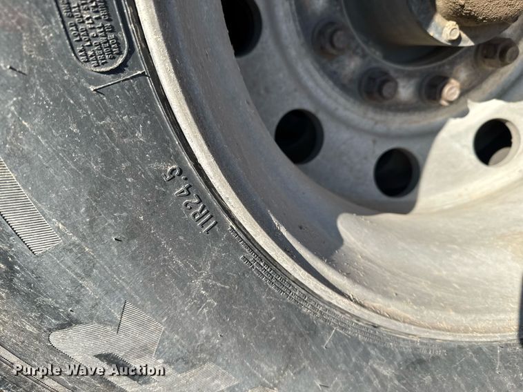 image for item NN9547 2017 Merritt livestock trailer