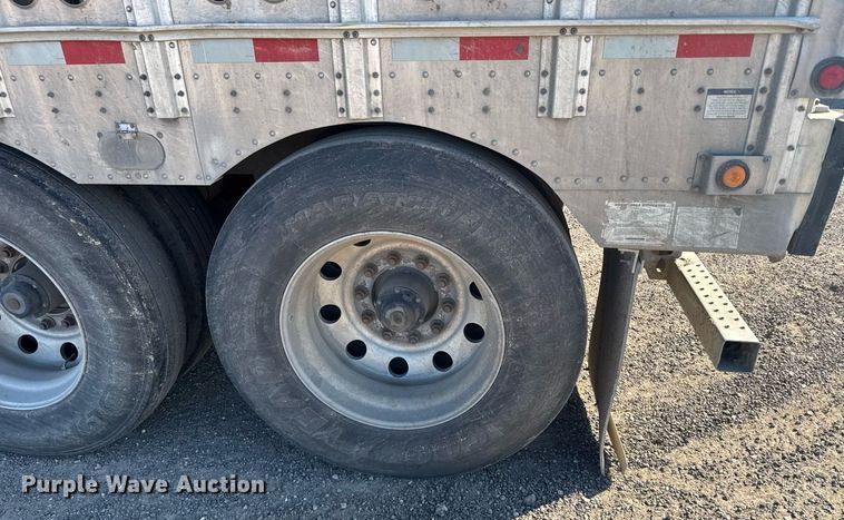 image for item NN9547 2017 Merritt livestock trailer