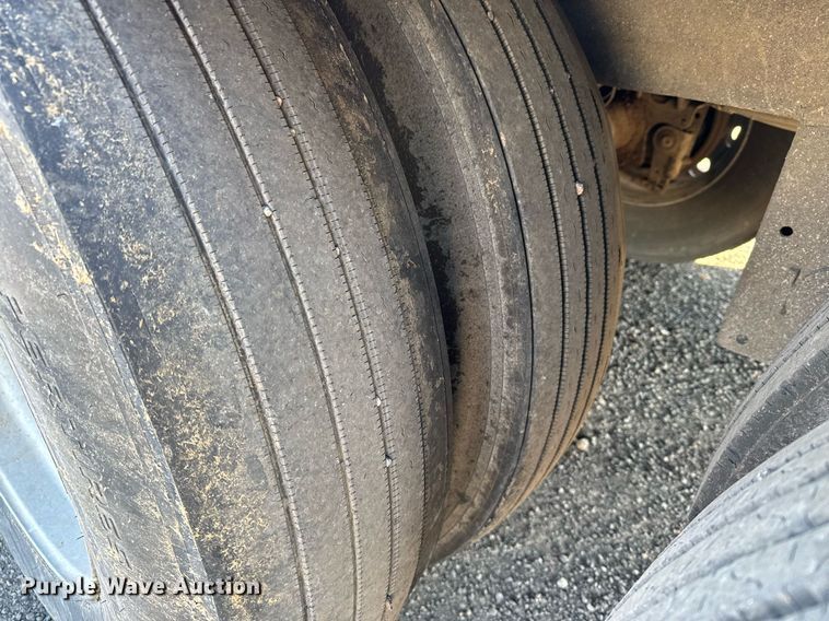 image for item NN9547 2017 Merritt livestock trailer