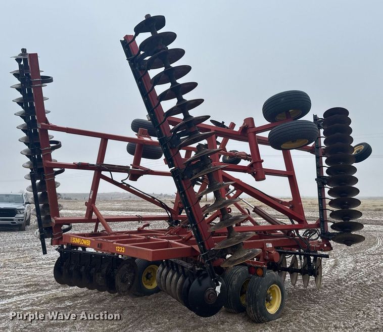 image for item NN9559 Sunflower 1233-29 double off-set disk